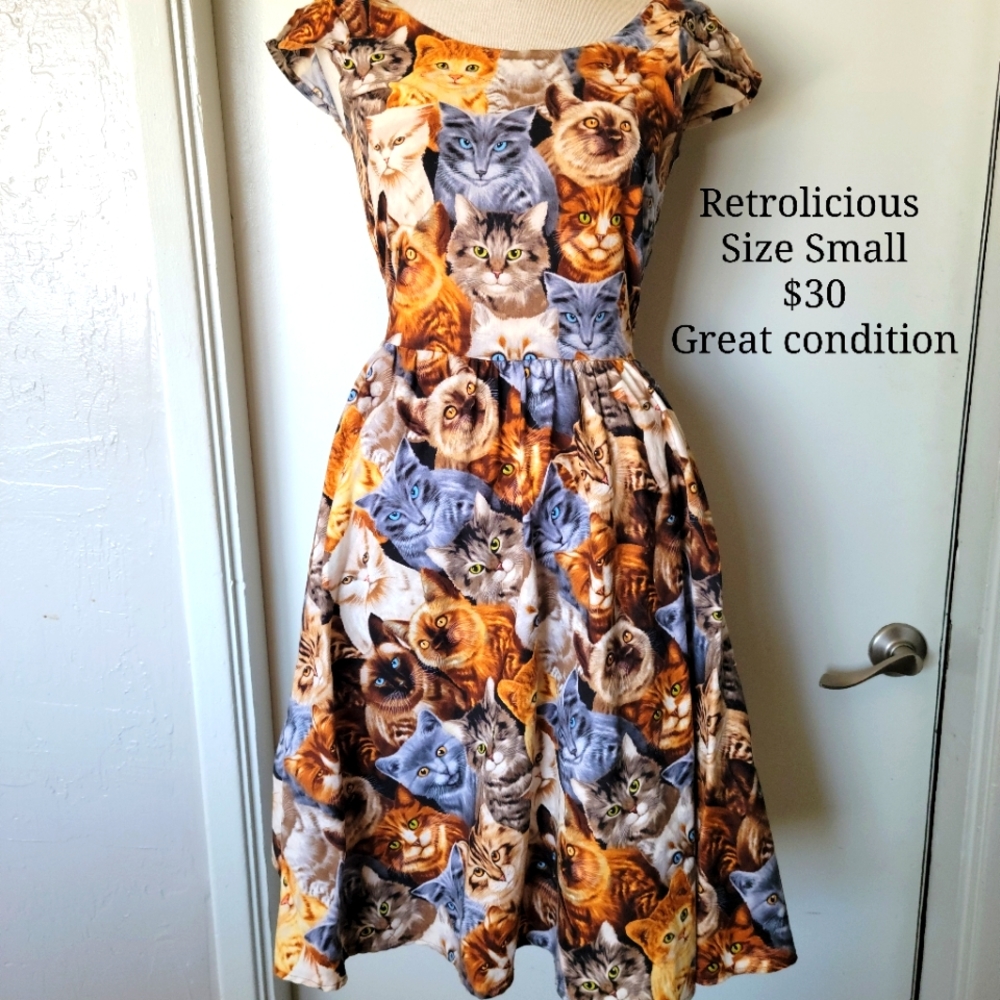 Retrolicious cat dress
